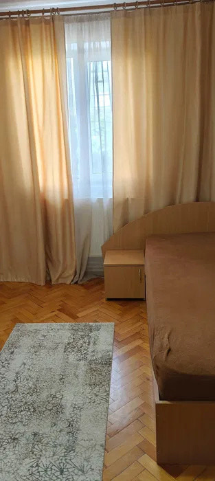 🏡 De închiriat – Apartament 3 camere lângă Spitalul Județean - 2.200 lei/lună