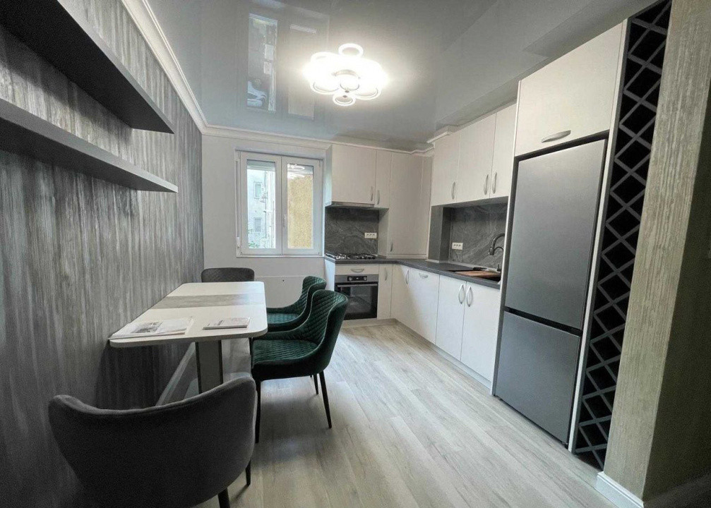 🏢 Apartament cu 3 camere de inchiriat – Piața Unirii - 1000 €/luna