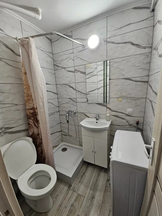 Garsonieră de închiriat – Str. Lorena, zona Badea Cârțan | 250€/lună