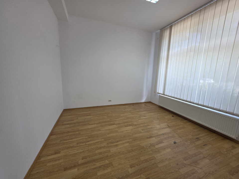 Spatiu comercial de inchiriat, cladire de birouri, Lugojului, de inchiriat