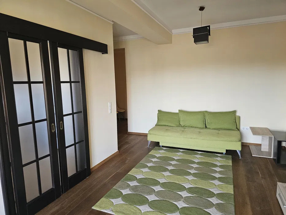 Apartament cochet 2 camere – parcare, priveliște, liniște | Zona Bogdăneștilor |