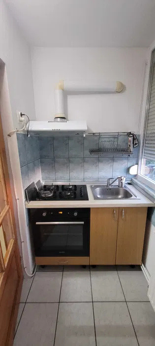 Apartament 2 camere de inchiriat decomandat 