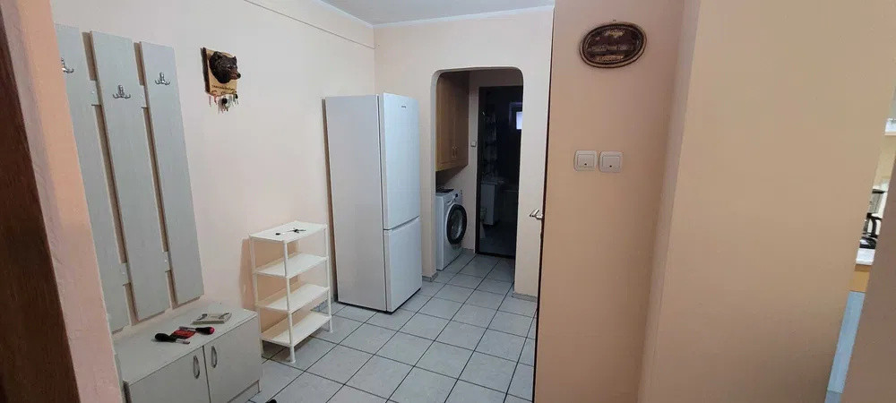 Apartament 2 camere de inchiriat decomandat 