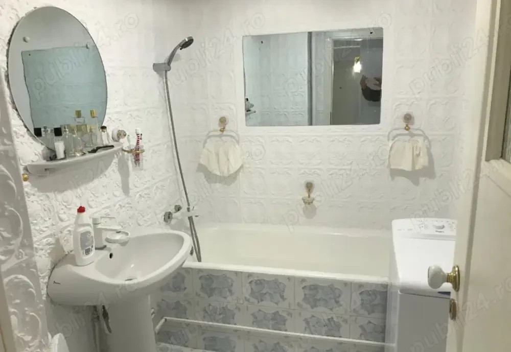 Apartament cu 3 camere, de vanzare in Resita, langa IPJ