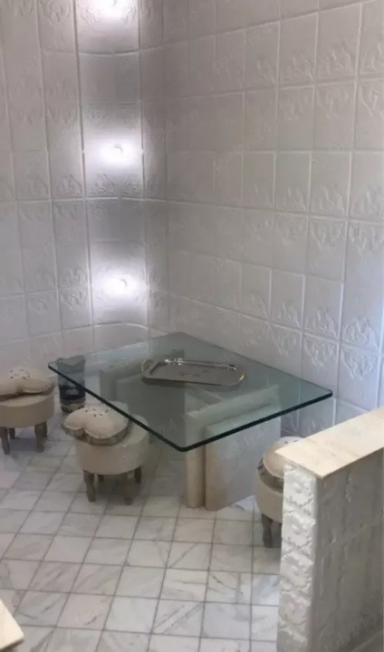 Apartament cu 3 camere, de vanzare in Resita, langa IPJ