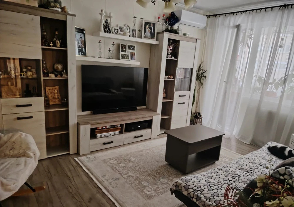 Apartament 3 camere cu boxa in CF + Garaj sub Bloc