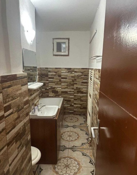 Apartament cu o camera, de vanzare 