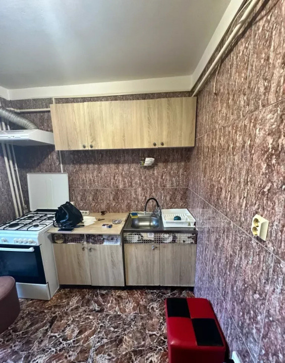 De vanzare apartament 3 camere decomandat , strada Polonă , Timisoara