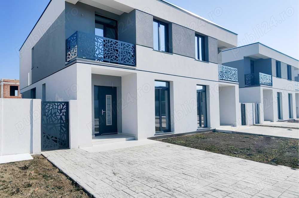 1/2 Duplex, de vanzare, 4 camere, Timişoara, Zona Mehala