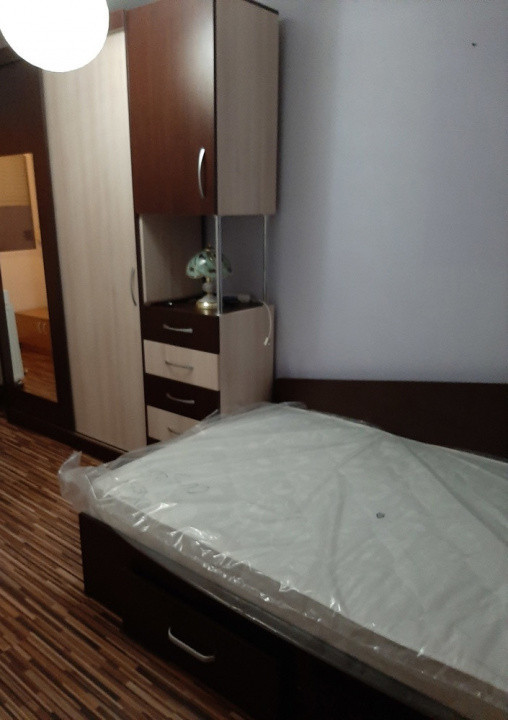 Apartament cu 3 camere de vanzare, Timisoara, Zona Sagului-Dambovita
