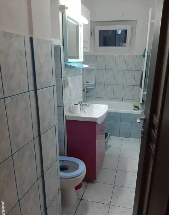 Apartament cu 3 camere de vanzare, Timisoara, Zona Sagului-Dambovita