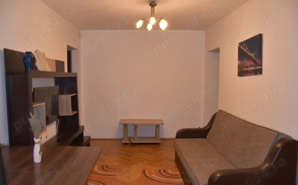 Apartament 3 camere, zona Dacia