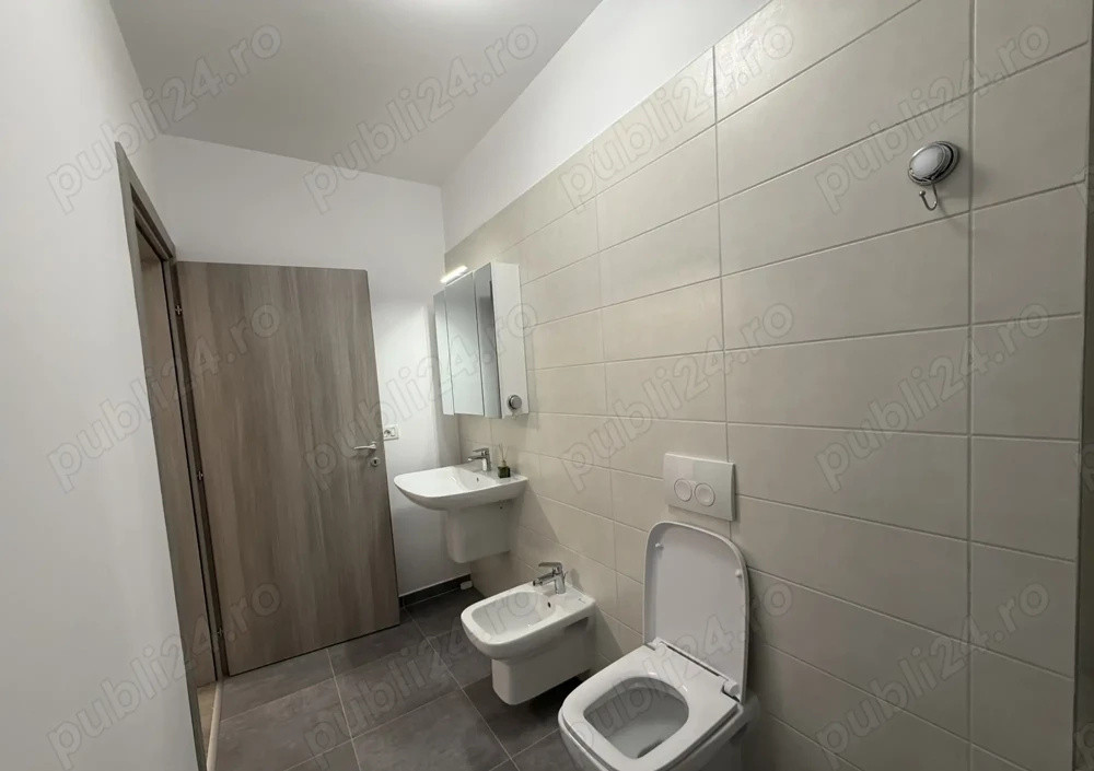 Apartament 3 camere, parcare subterană, Zona Toorontal