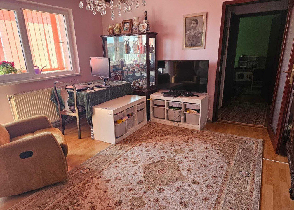 Apartament 3 camere, confort 1 , Dâmbovița