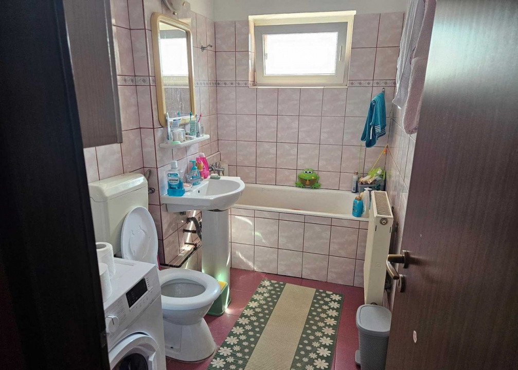 Apartament 3 camere, confort 1 , Dâmbovița