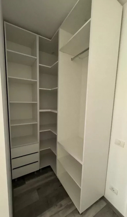 Apartament de închiriat, 2 Camere, Torontal