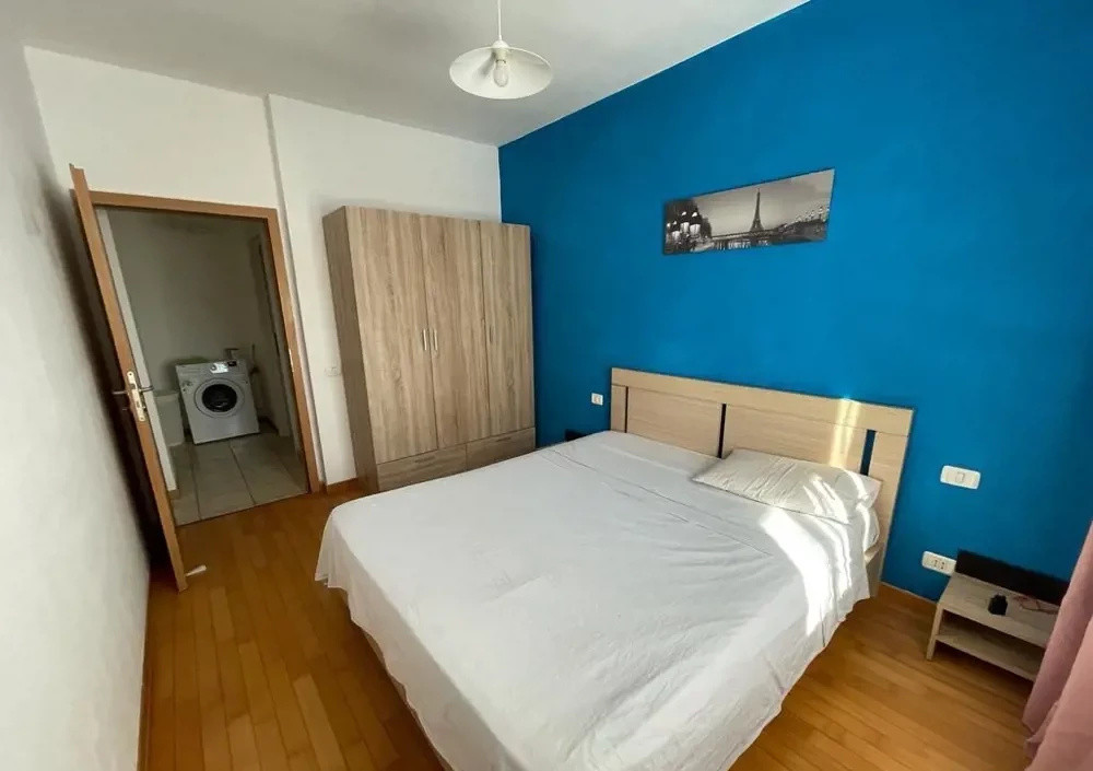 Apartament de Închiriat, 2 Dormitoare
