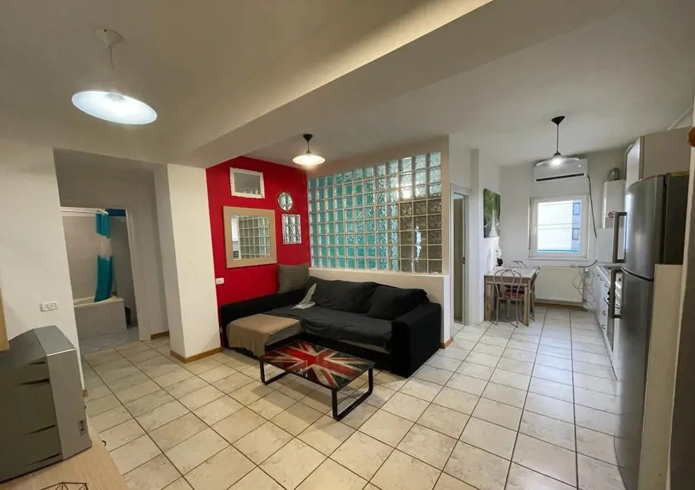 Apartament de Închiriat, 2 Dormitoare