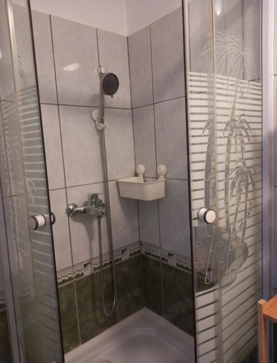 Garsonieră de închiriat, Iulius Mall