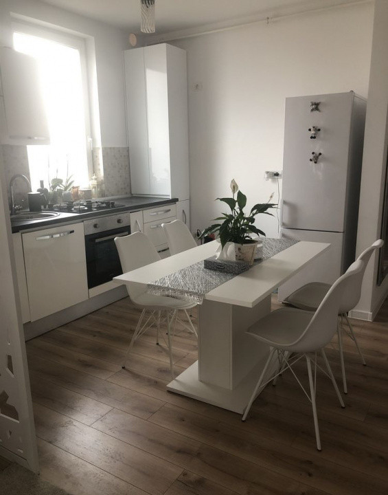 De Vânzare Apartament, 2 Camere, Dumbrăvița