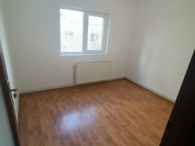 Apartament De Vânzare, Zona Gării De Nord