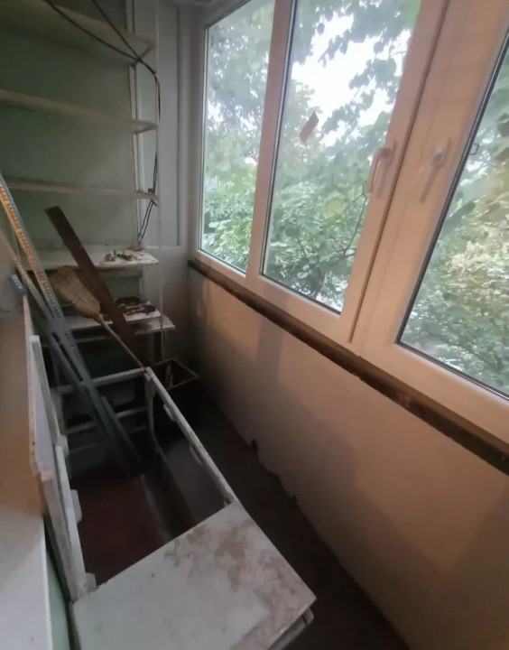 De Vânzare Apartament cu 3 Camere, Zona Medicina