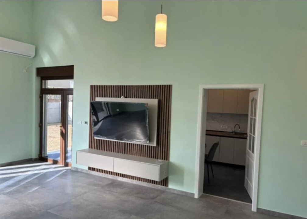 Vilă De Vânzare, 4 Camere, Ghiroda