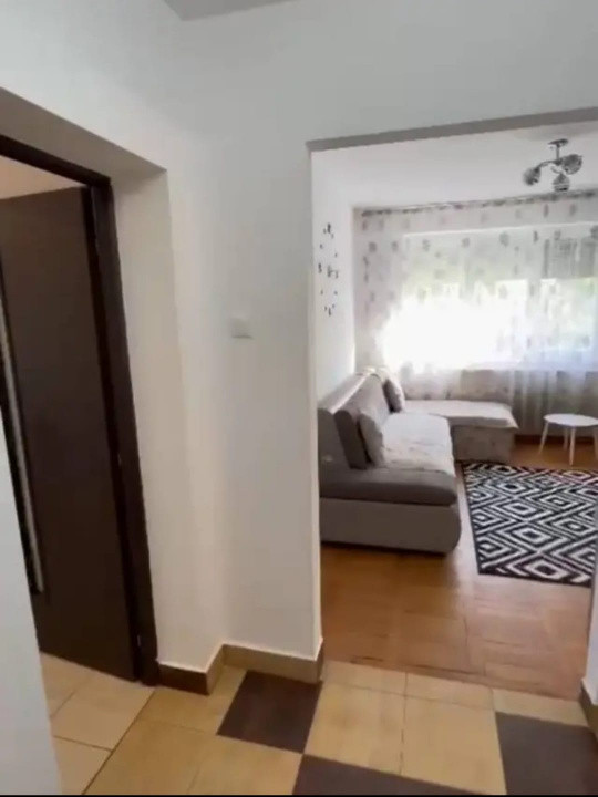 Apartament De Vânzare, 2 Camere, Zona Lipovei