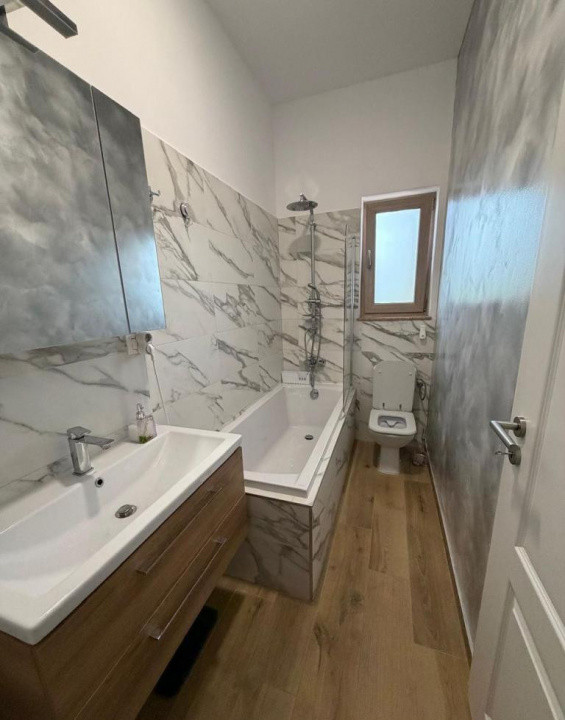 1/2 DUPLEX, PE PARTER, DE VANZARE, GHIRODA