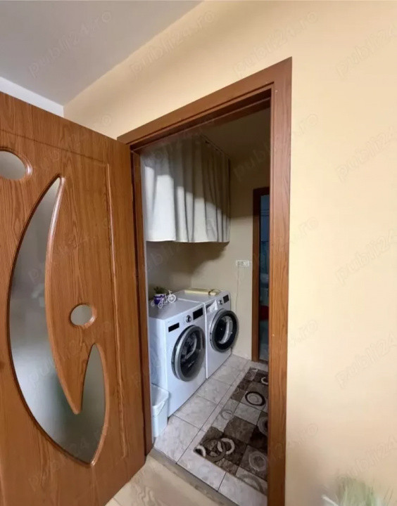 Apartament cu 3 camere, de vanzare, Calea Buziasului