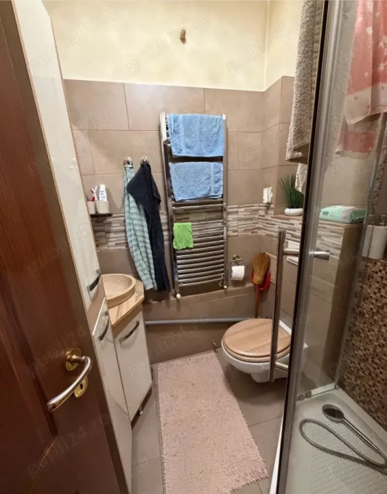 Apartament cu 3 camere, de vanzare, Calea Buziasului