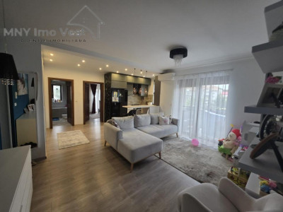 APARTAMENT DE VANZARE, 3 CAMERE, GIROC - CENTRAL