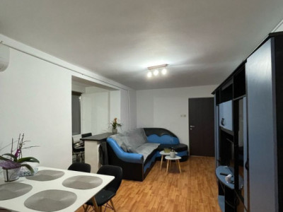 Apartament 2 camere semidecomandat – Complex Studențesc (str. Deliblata) – 52 m²