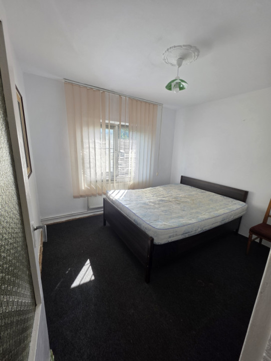 Apartament de inchiriat, 4 camere, 350 euro Timisoara