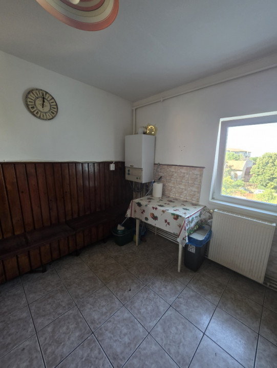 Apartament de inchiriat, 4 camere, 350 euro Timisoara