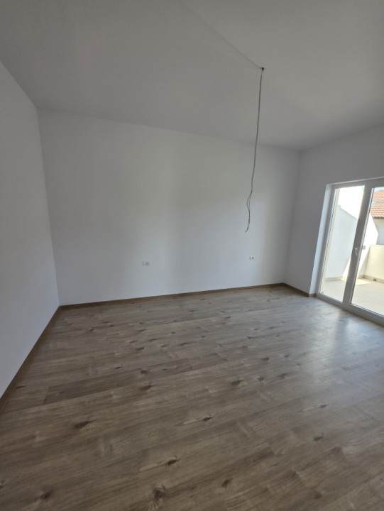 Apartament 3 camere, de vanzare, Giroc