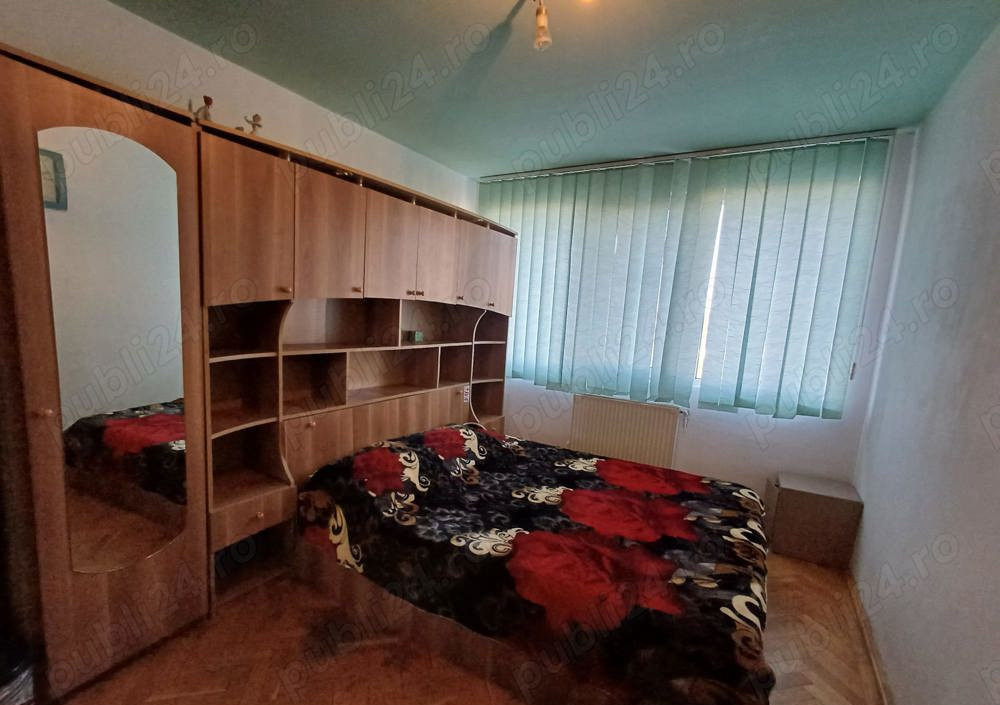 Apartament 3 camere de inchiriat