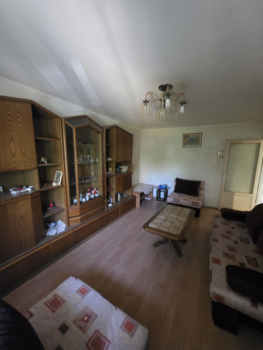 Apartament 3 camere de vanzare. Freidorf