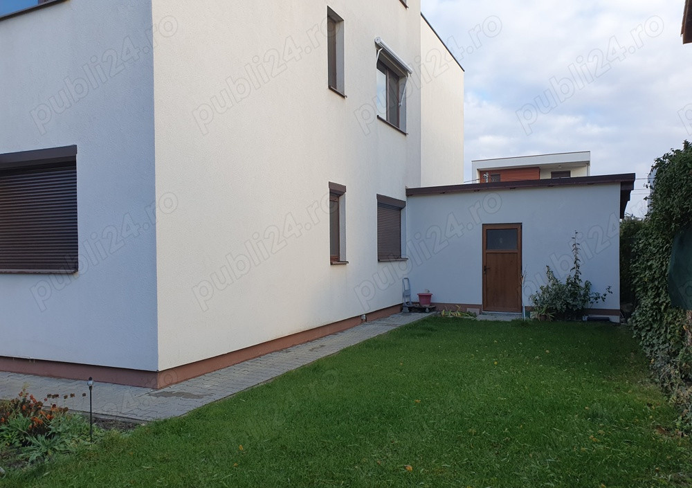 Se închiriază apartament premium 3 camere cu grădină & 2 locuri de parcare – 750