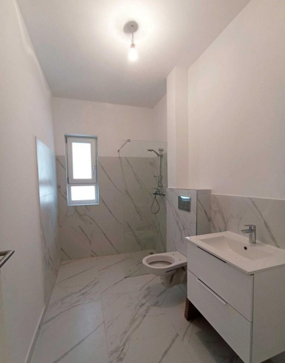 Apartament decomandat 2 camere + pod 200 m² & 4 parcări – Dumbrăvița – 125.000 €
