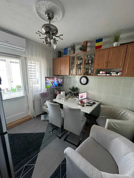 Apartament 2 camere decomandat – Lipovei – 85.000 €