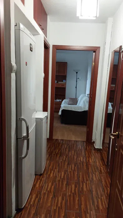 Se închiriază garsonieră decomandată 35 m² – Str. Enric Baader – 330 €/lună