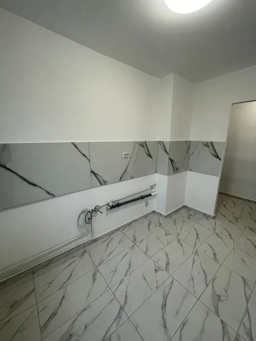 partament semidecomandat 2 camere, renovat – Dâmbovița – 80.000 €