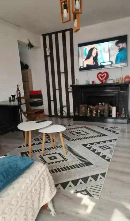 De vanzare, apartament cu 3 camere, zona Modern