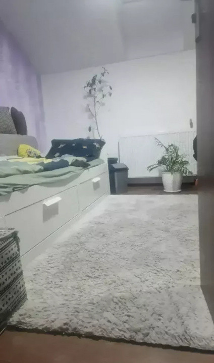 De vanzare, apartament cu 3 camere, zona Modern