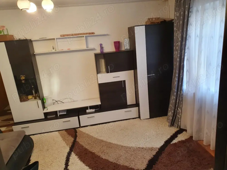 Apartament, de vanzare, 2 camere, zona Blascovici