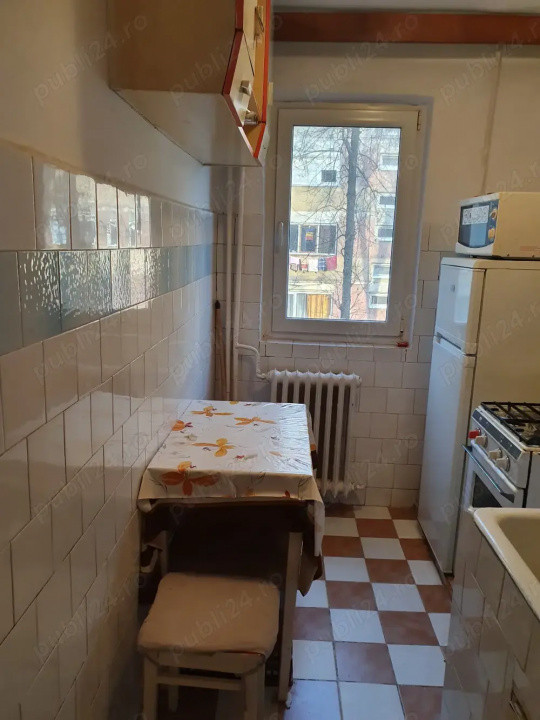Apartament, de vanzare, 2 camere, zona Blascovici