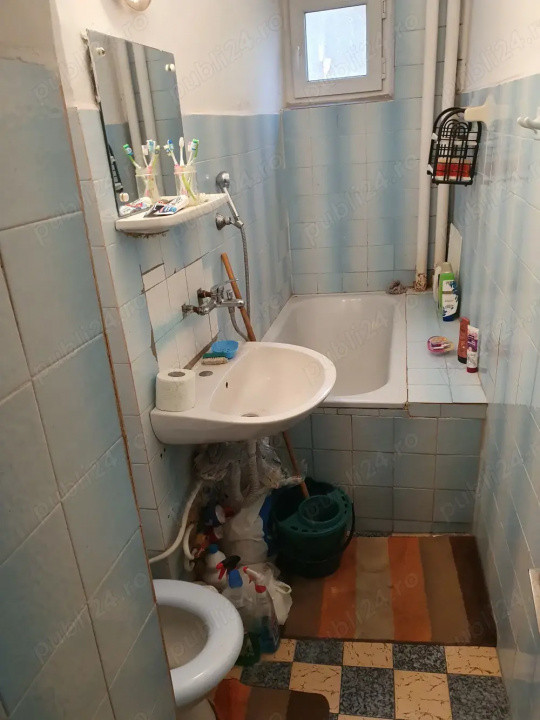 Apartament, de vanzare, 2 camere, zona Blascovici