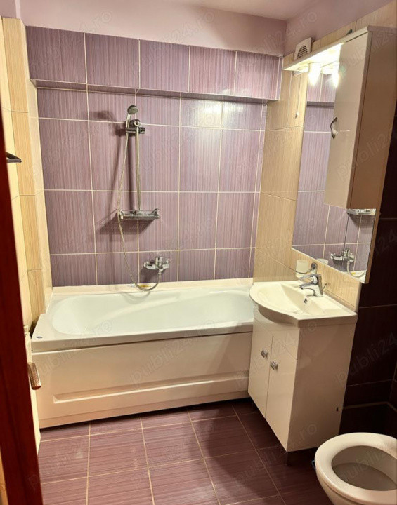 Apartament de inchiriat, zona Complex, 4 camere str. Delfinului