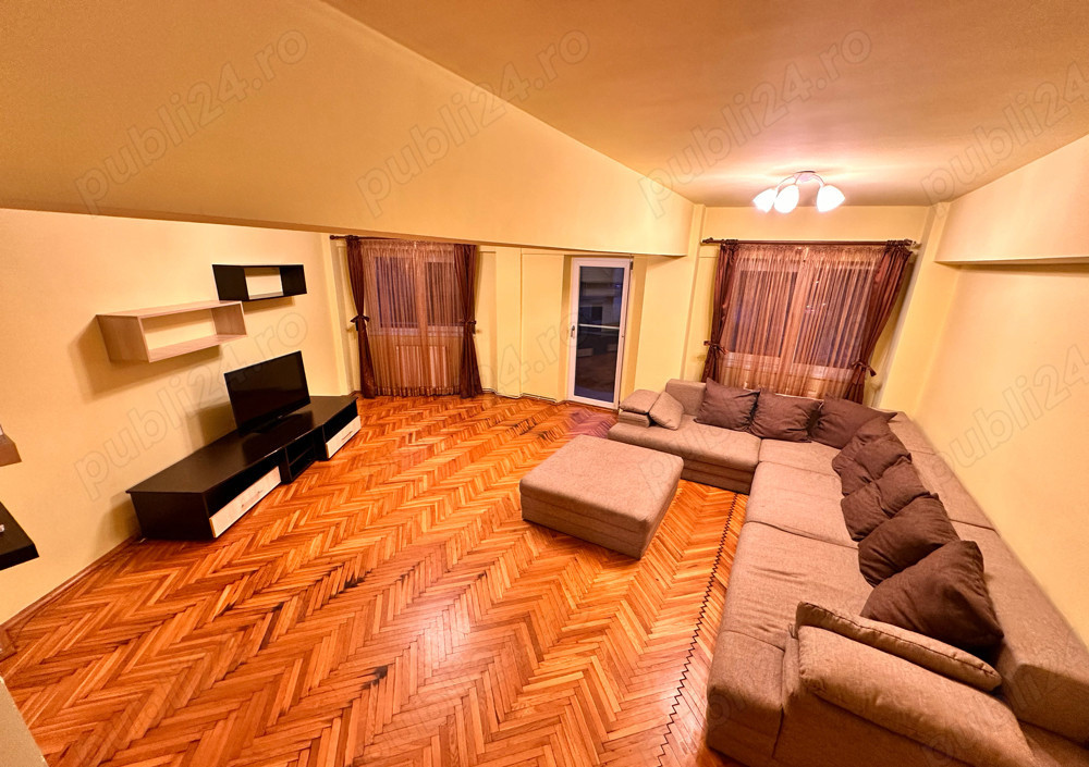 Apartament de inchiriat, zona Complex, 4 camere str. Delfinului